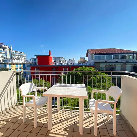 Adriana Carraro Immobiliare - Family Apartman